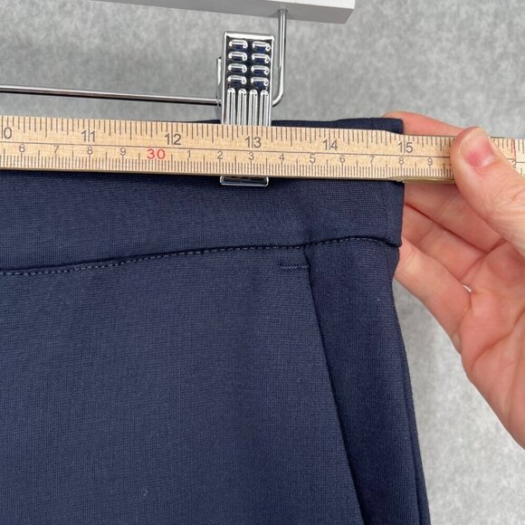 Gloria Vanderbilt Wide Leg Point Crop Pant Size M Navy Blue Pull On Pockets NEW - Picture 10 of 14